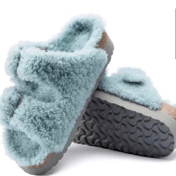 NWT Free People × Birkenstock
Arizona Teddy Shearling Sandals size 36, 38, 40 - Picture 2 of 7